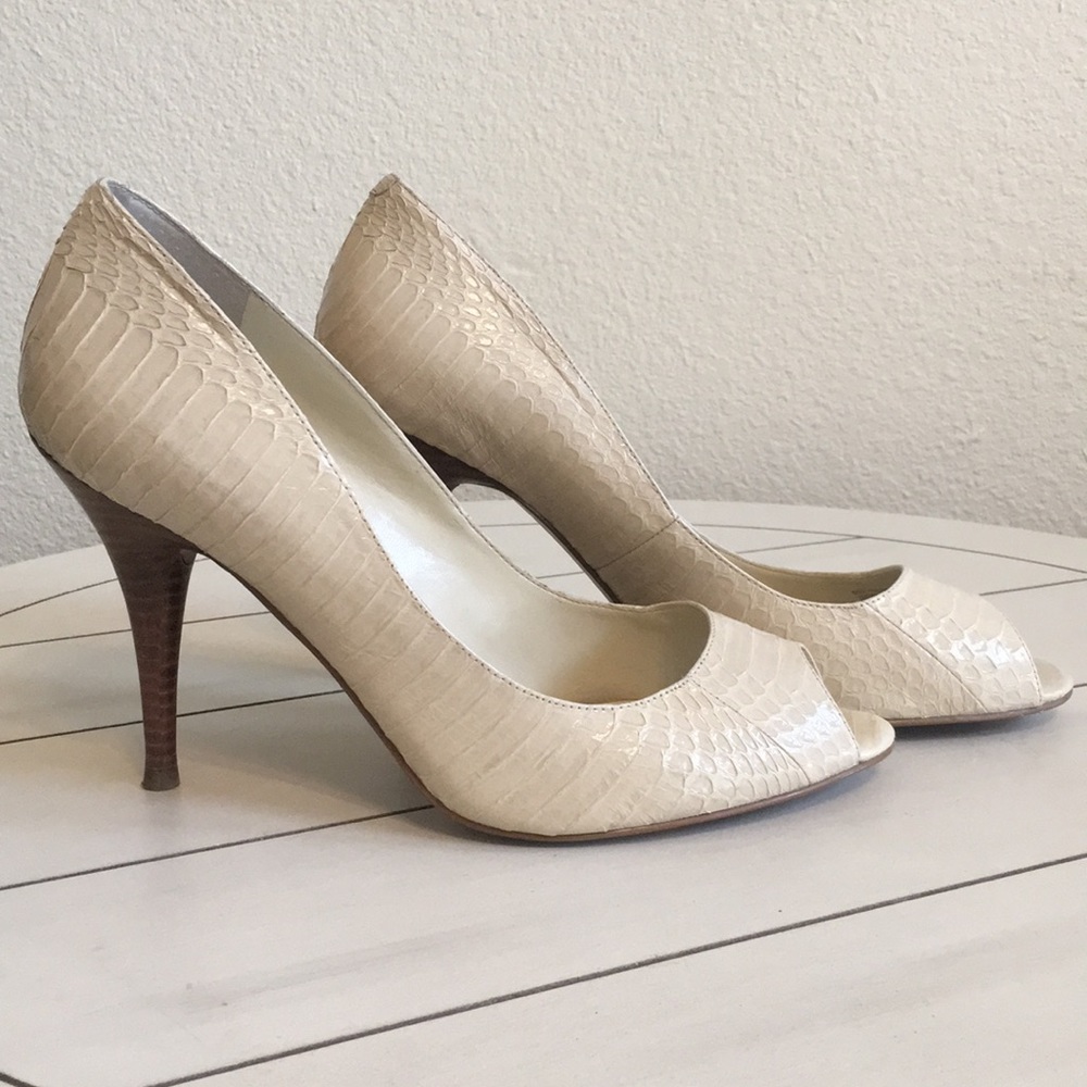 Lauren Ralph Lauren pumps